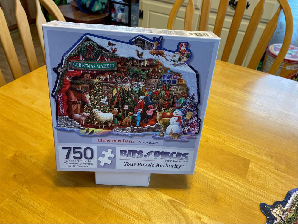 Christmas Barn - Bits & Pieces puzzle collectible [Barcode 192949007360] - Main Image 4