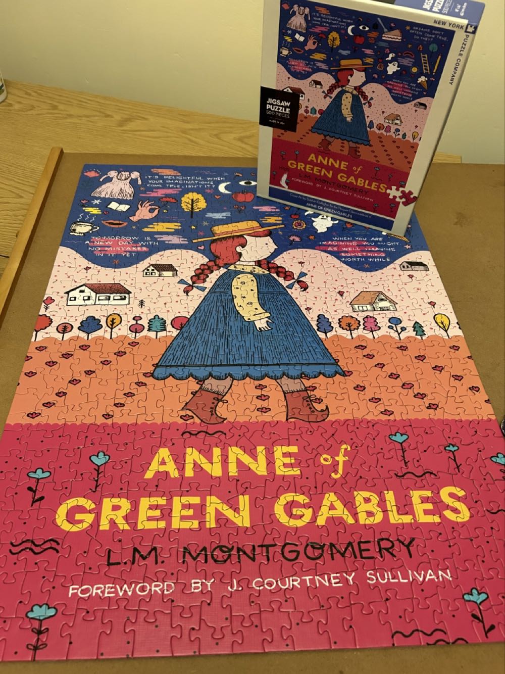 Anne Of Green Gables - New York Puzzle Company puzzle collectible [Barcode 819844010249] - Main Image 4