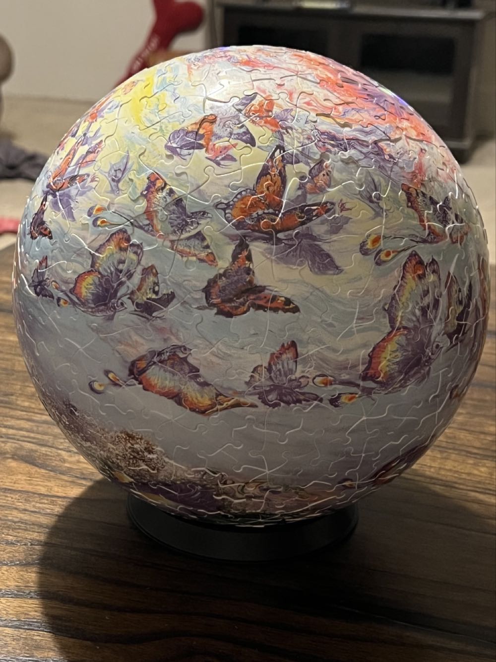 Queen Of The Night - Roseart puzzle collectible [Barcode 072348973230] - Main Image 2