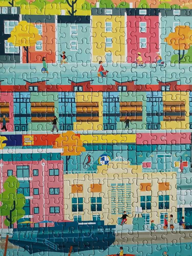 The Marina - Falcon Contemporary puzzle collectible [Barcode 8710126113615] - Main Image 3