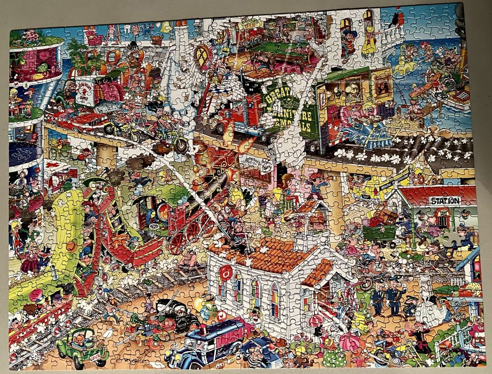 Ceaco—Who Started This Mess? - Ceaco puzzle collectible [Barcode 021081029780] - Main Image 2