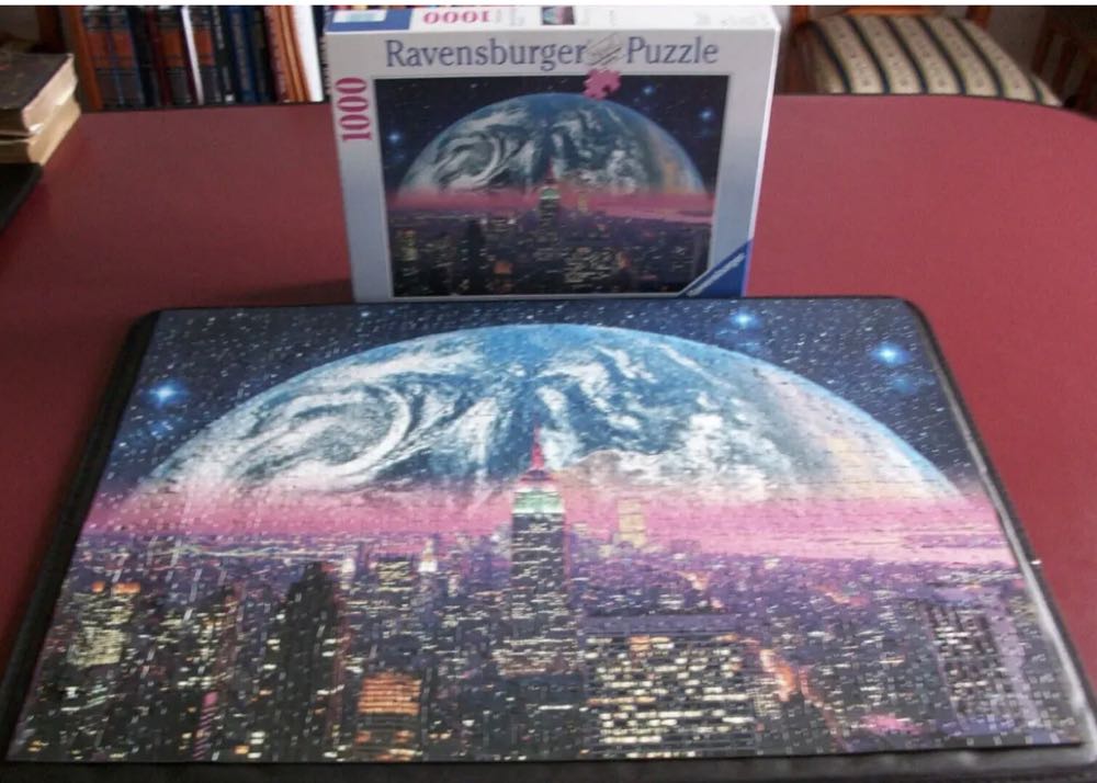 Earthrise-SOLD - Ravensburger puzzle collectible [Barcode 020373155473] - Main Image 3