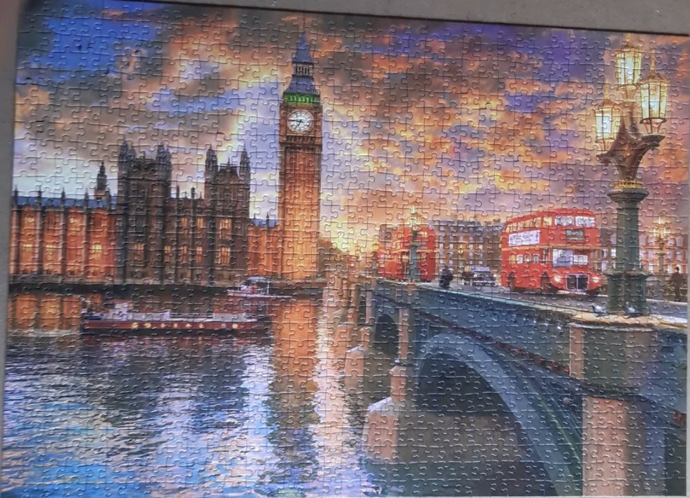 Westminster Sunset - SOLD - Ravensburger puzzle collectible [Barcode 4005556195916] - Main Image 2