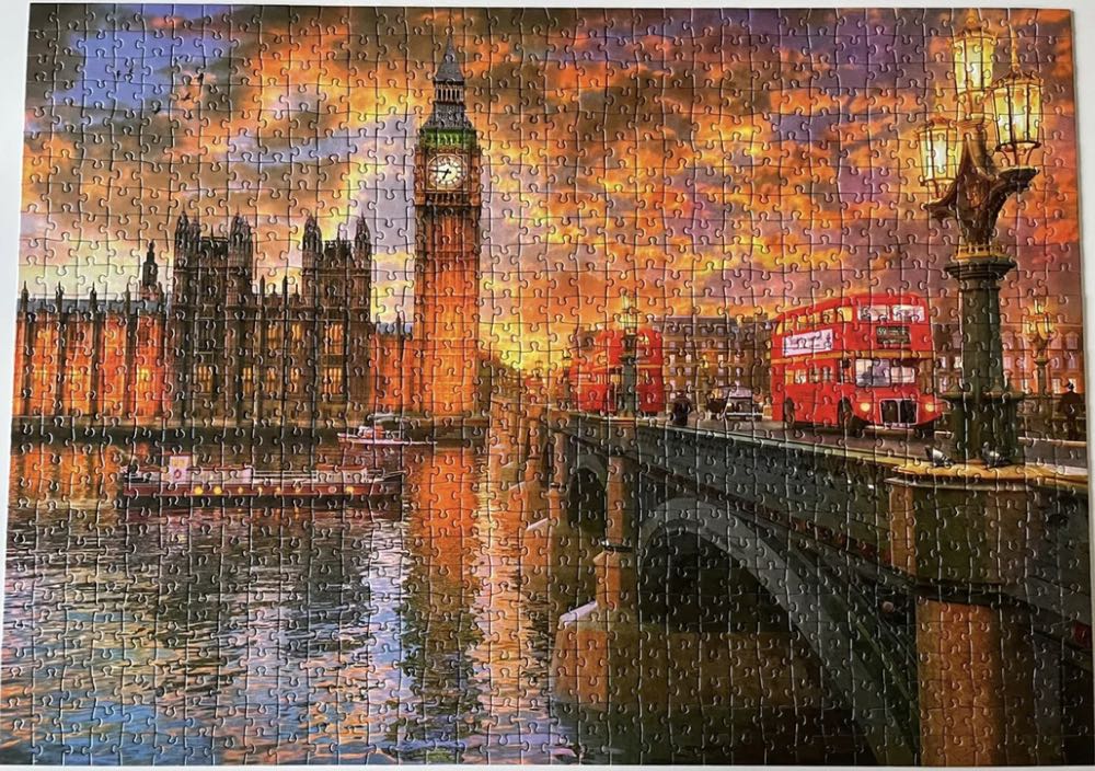 Westminster Sunset - SOLD - Ravensburger puzzle collectible [Barcode 4005556195916] - Main Image 3