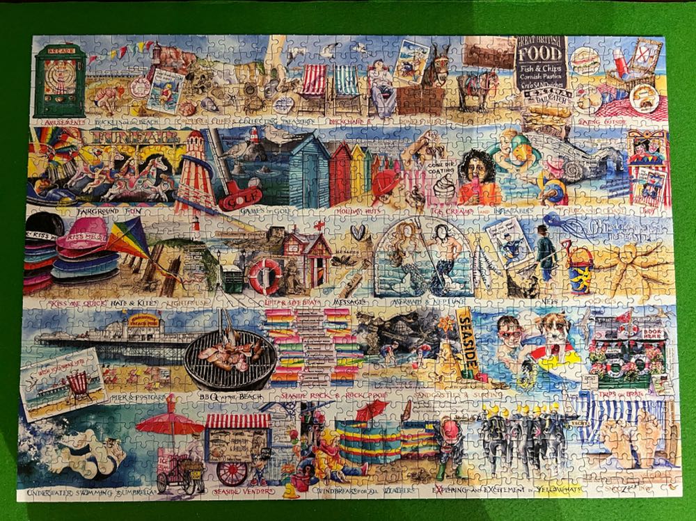 Deckchairs & Donkeys - Gibsons puzzle collectible [Barcode 5012269071177] - Main Image 2