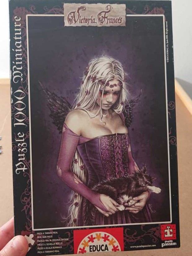 Victoria Angel Of Death - Educa Puzzle puzzle collectible [Barcode 8412668137851] - Main Image 2