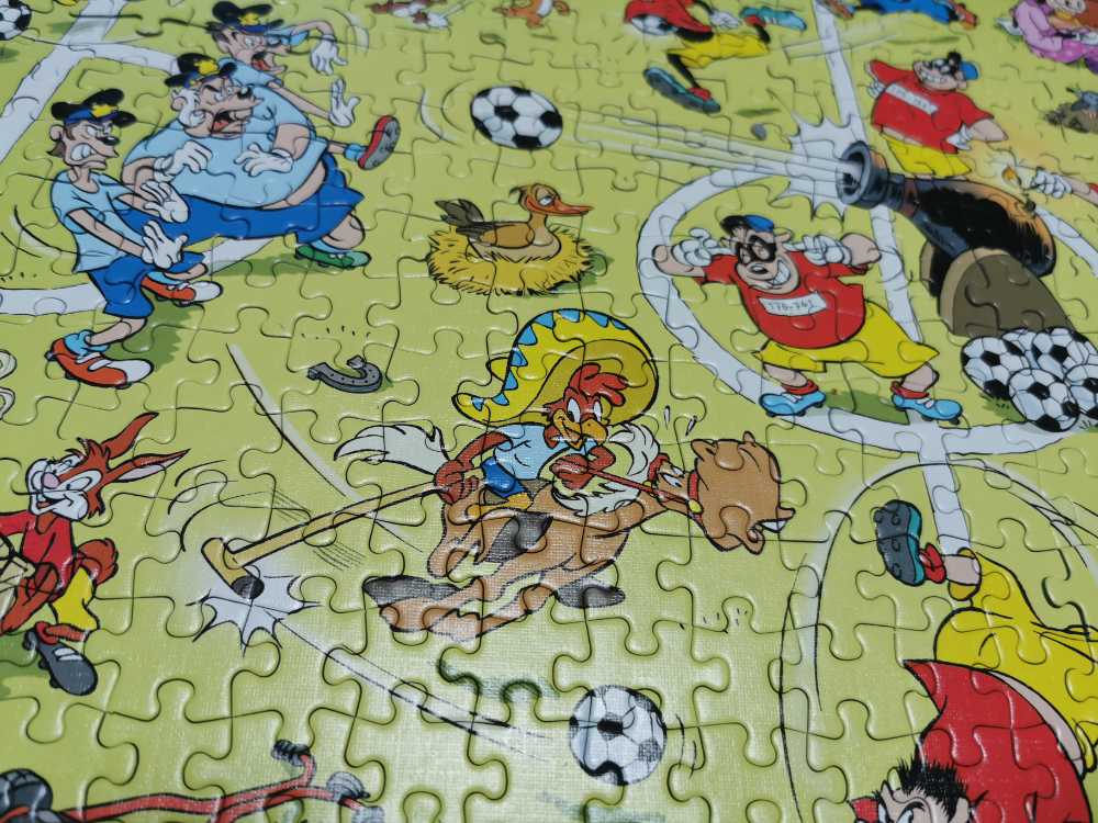 Long Distance Two - Donald Duck Netherlands puzzle collectible [Barcode 8710841541946] - Main Image 2