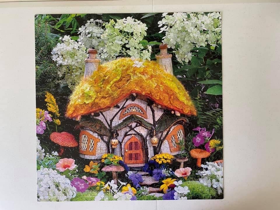 Fairy Houses: Dewdrop Inn - Ceaco puzzle collectible [Barcode 021081221719] - Main Image 2
