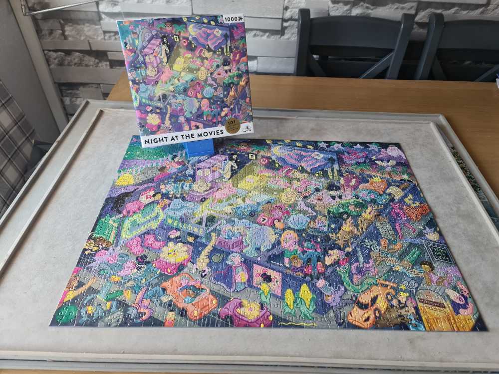 Night at the Movies - Big Potato Games puzzle collectible [Barcode 5060579761134] - Main Image 3