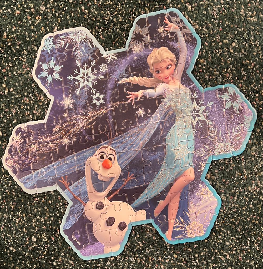 Elsa’s Snowflake-SOLD - Ravensburger puzzle collectible [Barcode 4005556136414] - Main Image 2