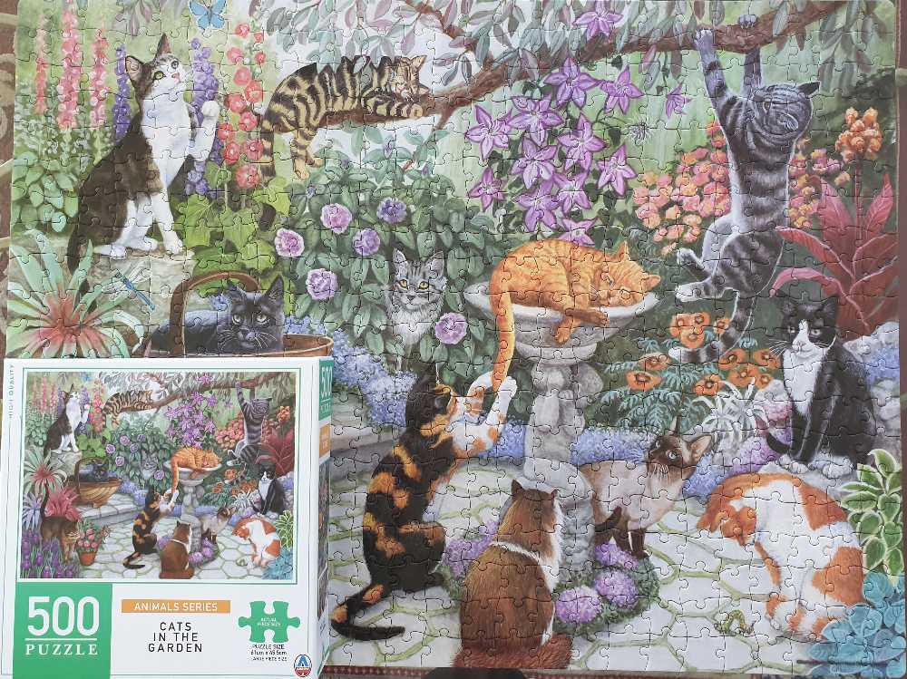 Cats in the Garden - Arrow Puzzles puzzle collectible - Main Image 2