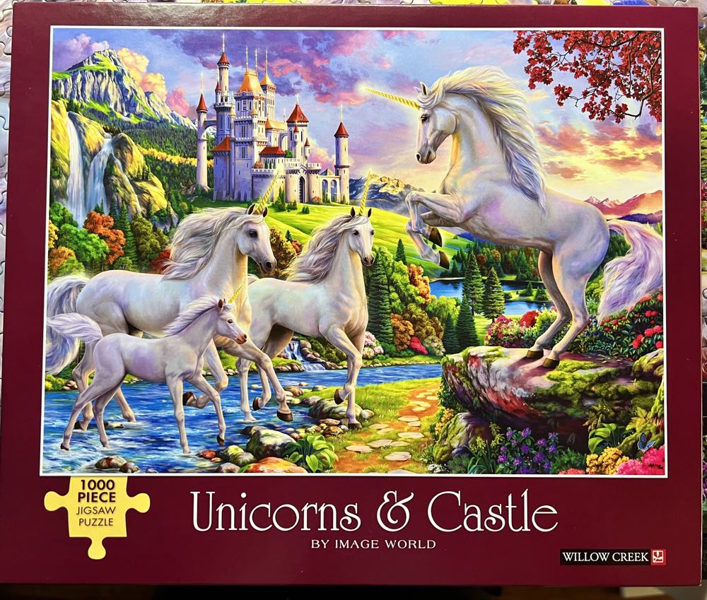 Unicorns & Castle - Willow Creek puzzle collectible [Barcode 709786060757] - Main Image 2
