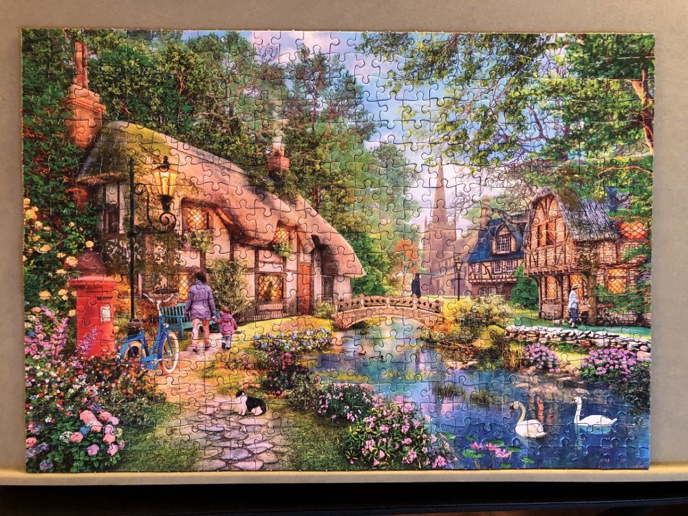 Cottageway Lane - Gibsons puzzle collectible [Barcode 5012269031416] - Main Image 3