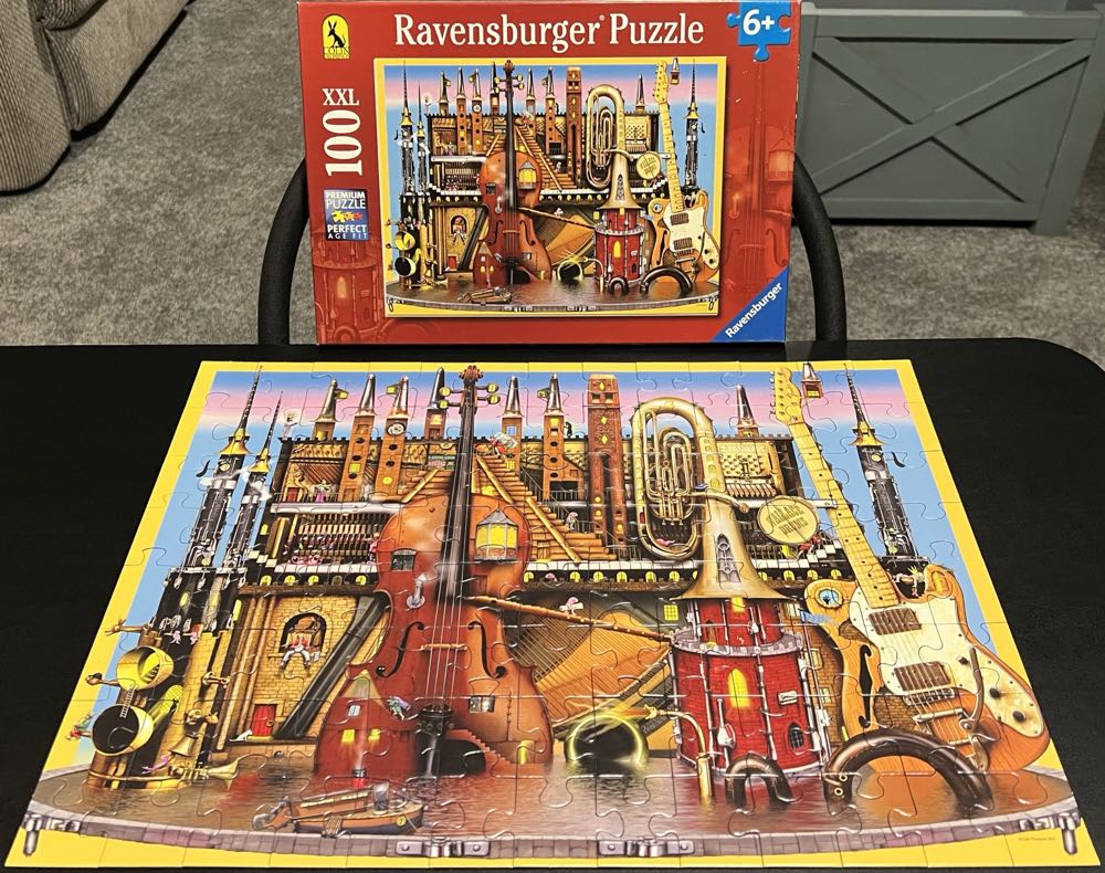 Music Castle - Ravensburger puzzle collectible [Barcode 4005556105243] - Main Image 3