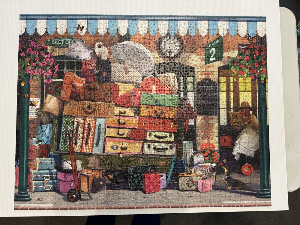 477. Traveling Light - Ravensburger puzzle collectible [Barcode 4005556169740] - Main Image 3