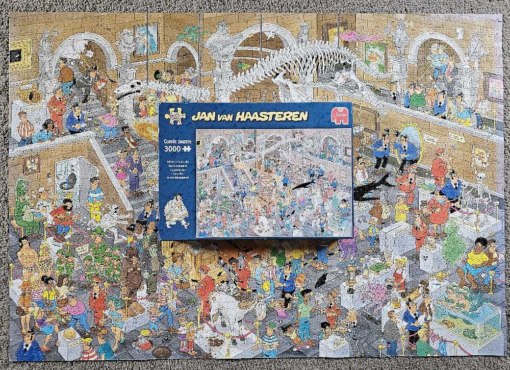 Gallery of Curiosities - Jumbo puzzle collectible - Main Image 2