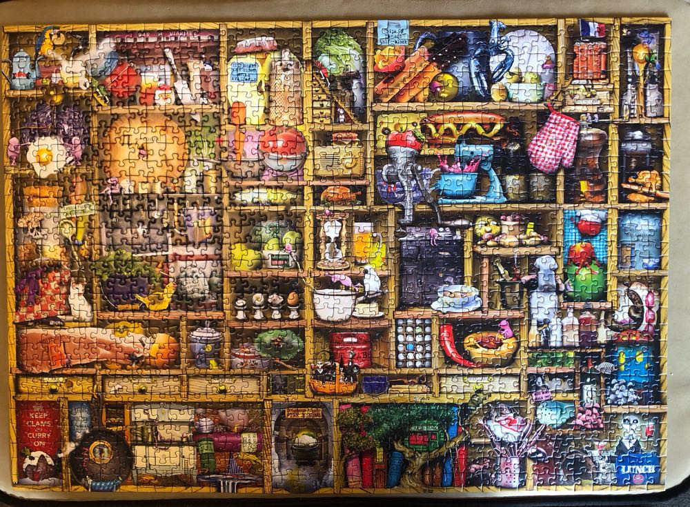 Curious Cupboard- The Kitchen Cupboard (1) Keep - Ravensburger puzzle collectible [Barcode 4005556191079] - Main Image 2