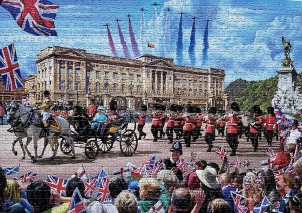 Buckingham Palace - Gibsons puzzle collectible [Barcode 5012269070651] - Main Image 3