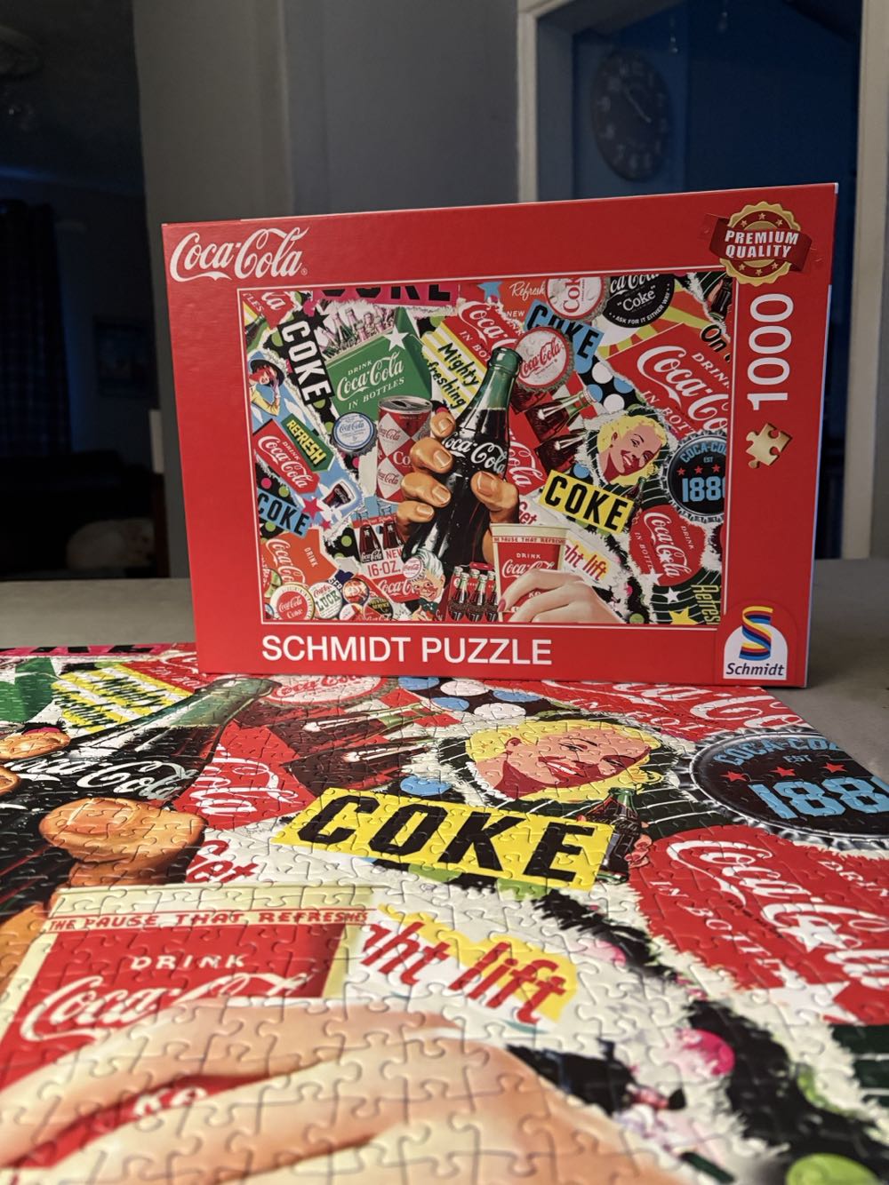 Coca Cola Is It! - Schmidt puzzle collectible [Barcode 4001504599164] - Main Image 4