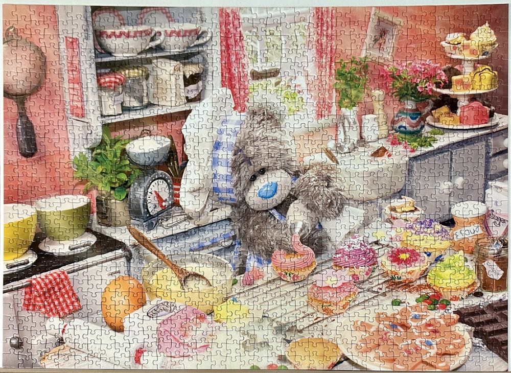 Me to You - Tatty Teddy Home Baking #5 - Ravensburger puzzle collectible [Barcode 4005556193479] - Main Image 4