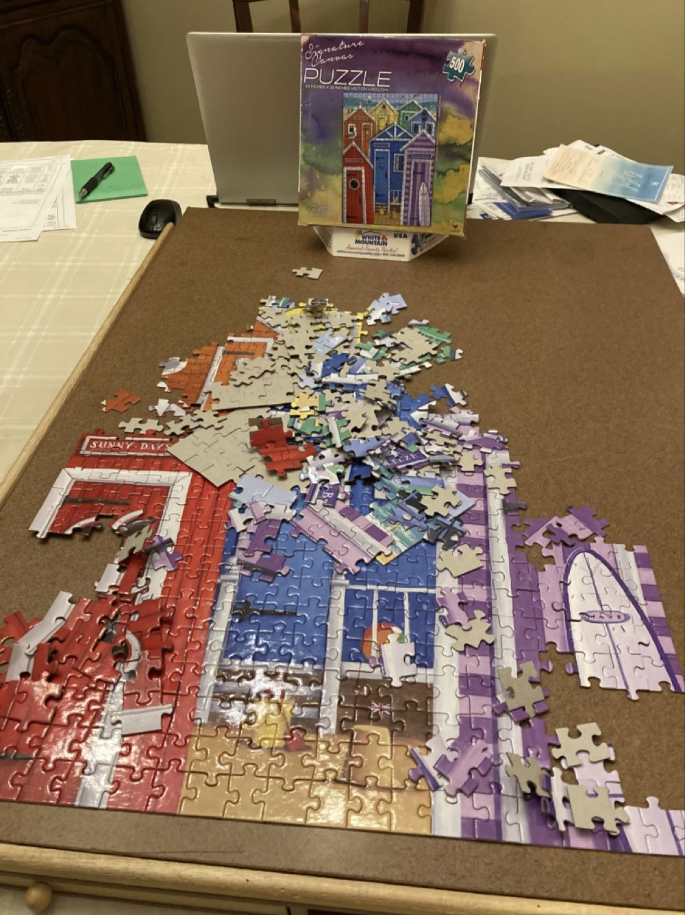 Rainbow Beach Huts - Cardinal puzzle collectible [Barcode 047754916522] - Main Image 2