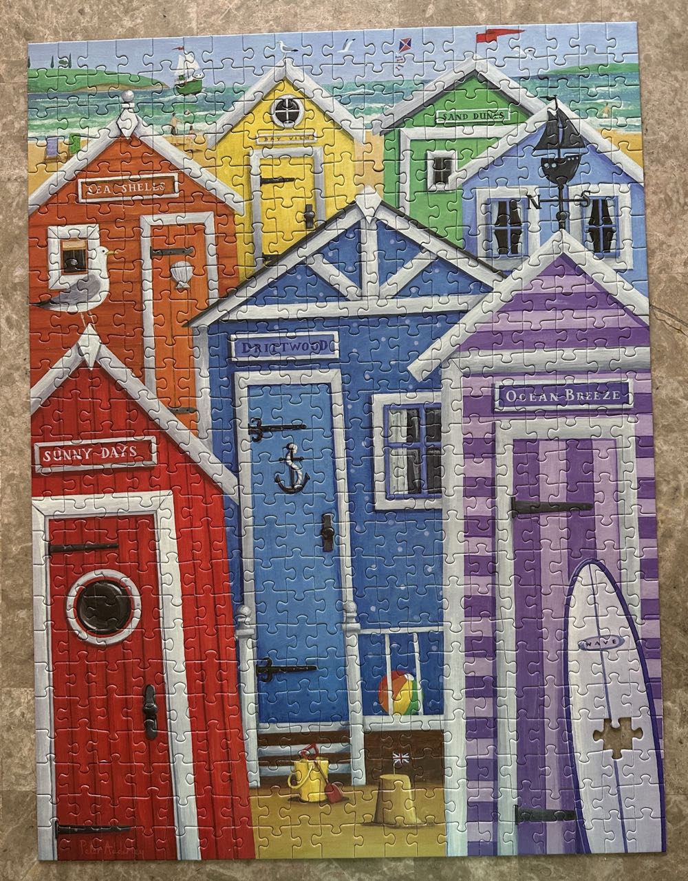 Rainbow Beach Huts - Cardinal puzzle collectible [Barcode 047754916522] - Main Image 3