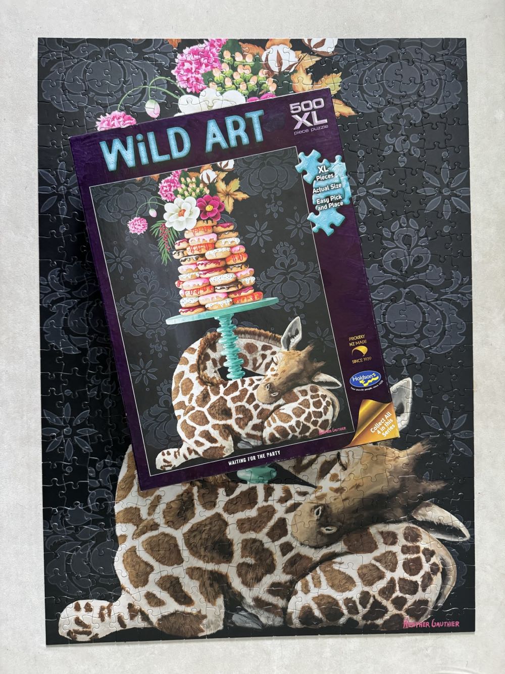 Waiting For The Party - Holdson puzzle collectible [Barcode 9414131773930] - Main Image 2