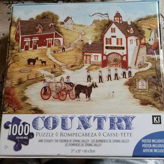 Party At The Lighthouse Inn - Karmin International puzzle collectible [Barcode 773392024403] - Main Image 4