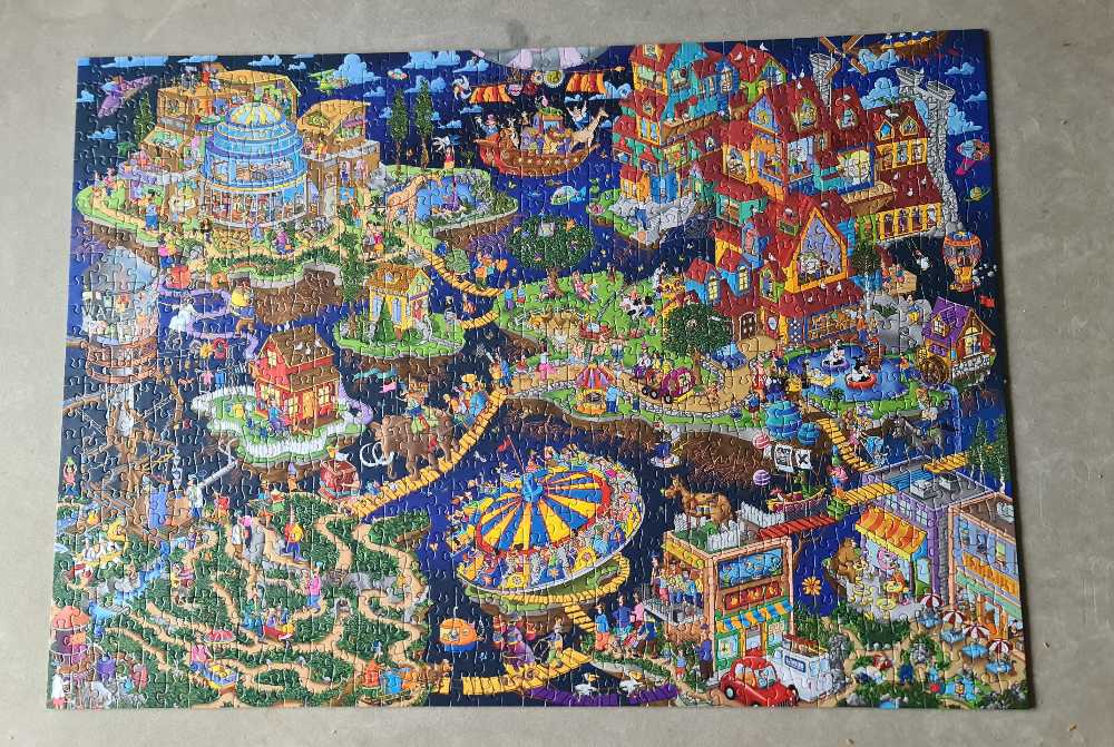 If Sixes Were Nines - Verrückte Welt - Schmidt puzzle collectible [Barcode 4001504599683] - Main Image 2