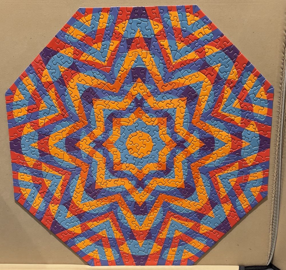 Prismatic - Octagon - Springbok puzzle collectible - Main Image 3