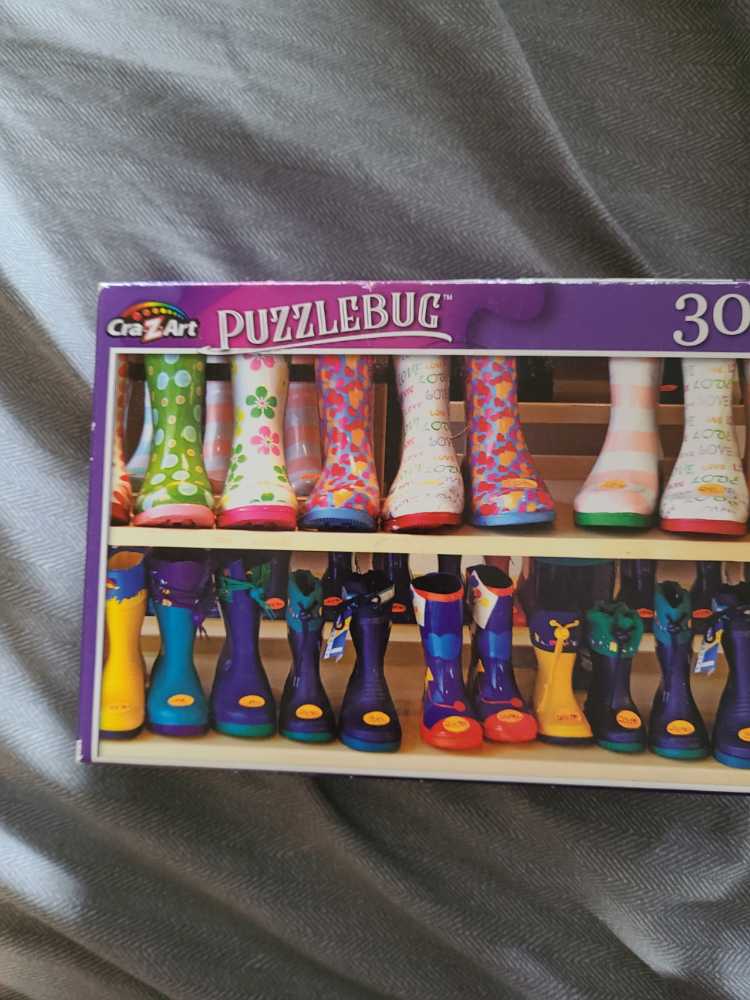 Colorful Rubber Boots - CraZArt puzzle collectible [Barcode 639277722010] - Main Image 2