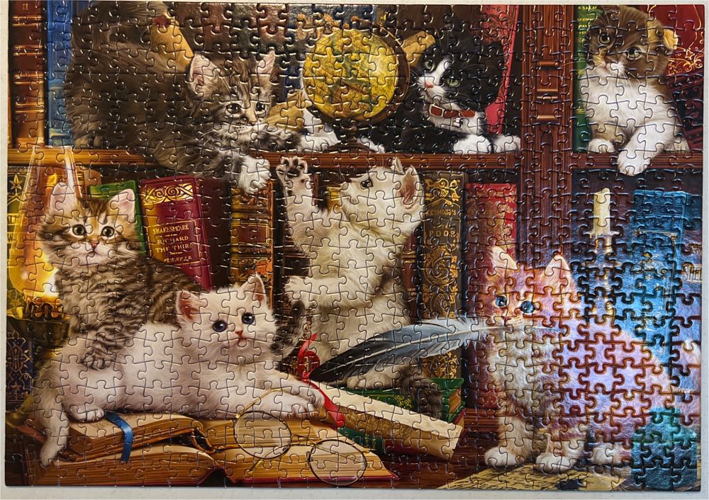 Kittens In The Library  - Anatolian puzzle collectible [Barcode 8698543136182] - Main Image 2