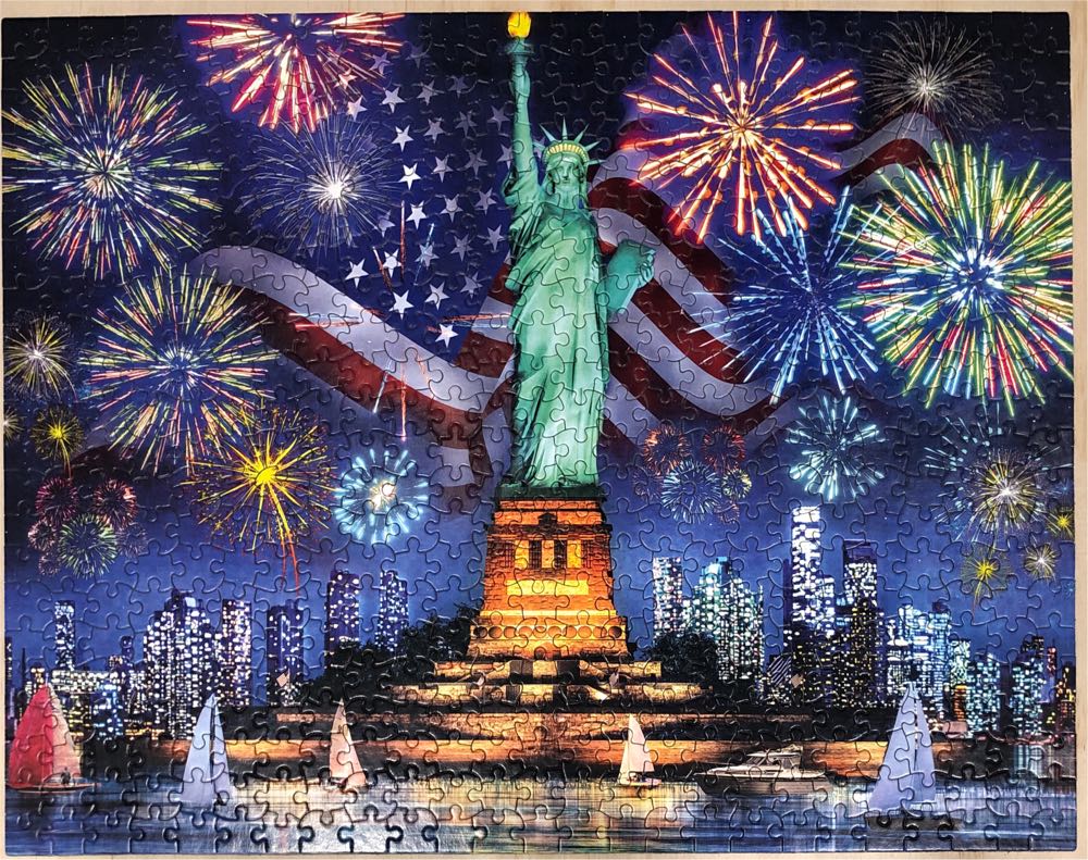 Land Of The Free  - Ceaco puzzle collectible [Barcode 021081241427] - Main Image 3