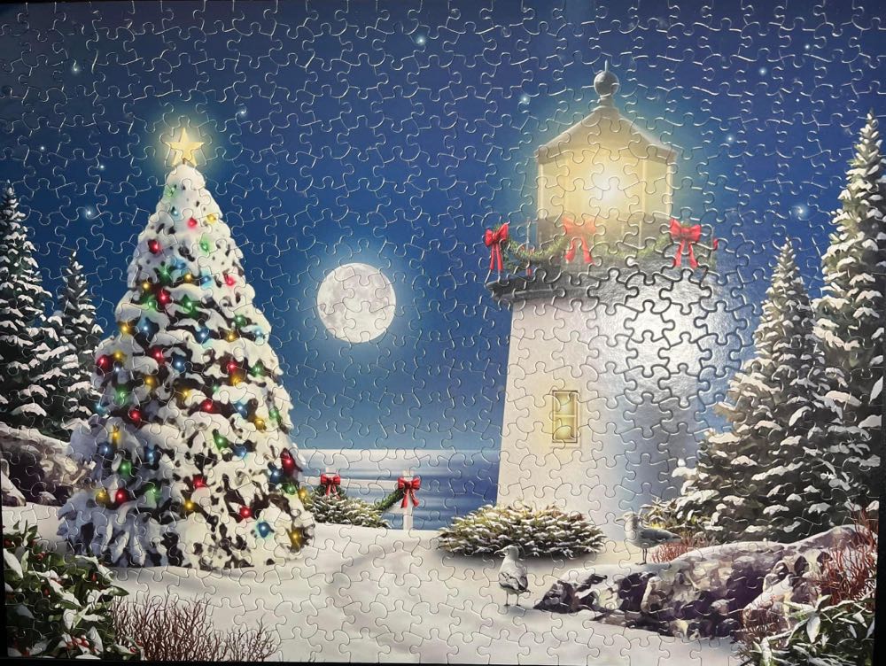 Christmas Glow - White Mountain Puzzles puzzle collectible [Barcode 724819249374] - Main Image 2