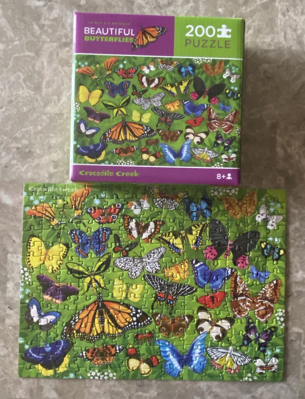 Beautiful Butterflies - Crocodile Creek puzzle collectible [Barcode 732396406745] - Main Image 2
