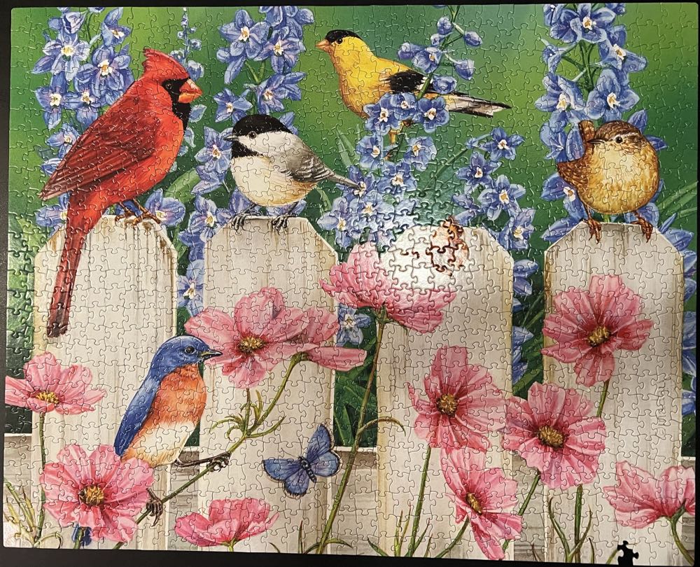 Picket Fence Pals - White Mountain Puzzles puzzle collectible [Barcode 724819251940] - Main Image 2