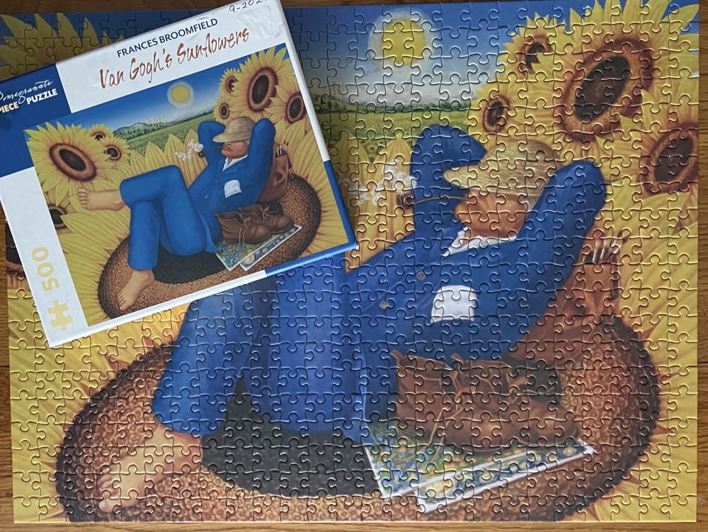 Van Gogh’s Sunflowers - Pomegranate puzzle collectible [Barcode 9780764981654] - Main Image 3