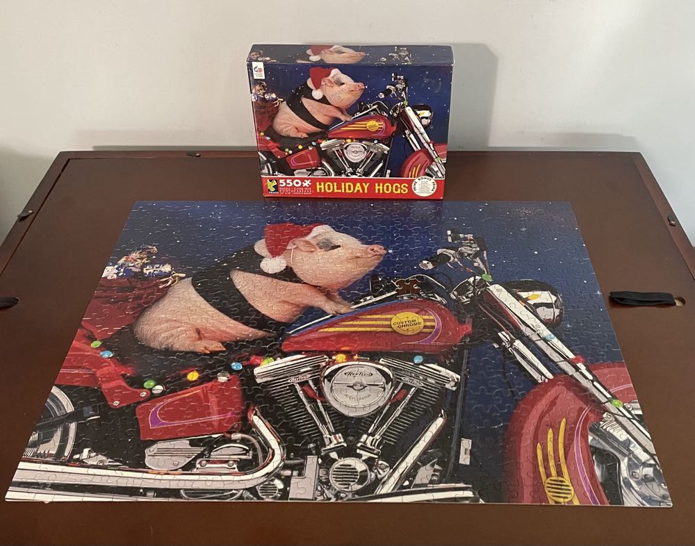 Holiday Hogs - NFT (V) - Ceaco puzzle collectible [Barcode 021081240666] - Main Image 2