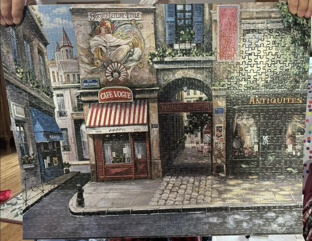 Vogue Cafe**-693, 9/22/24 - White Mountain puzzle collectible - Main Image 3