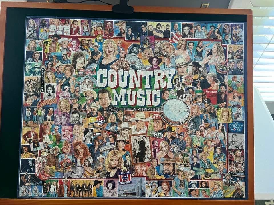 Country Music - White Mountain puzzle collectible [Barcode 724819265725] - Main Image 2