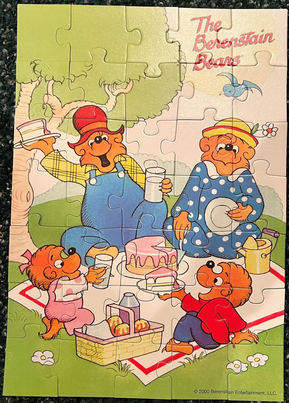 Family Picnic-SOLD - Ravensburger puzzle collectible [Barcode 4005556086177] - Main Image 2