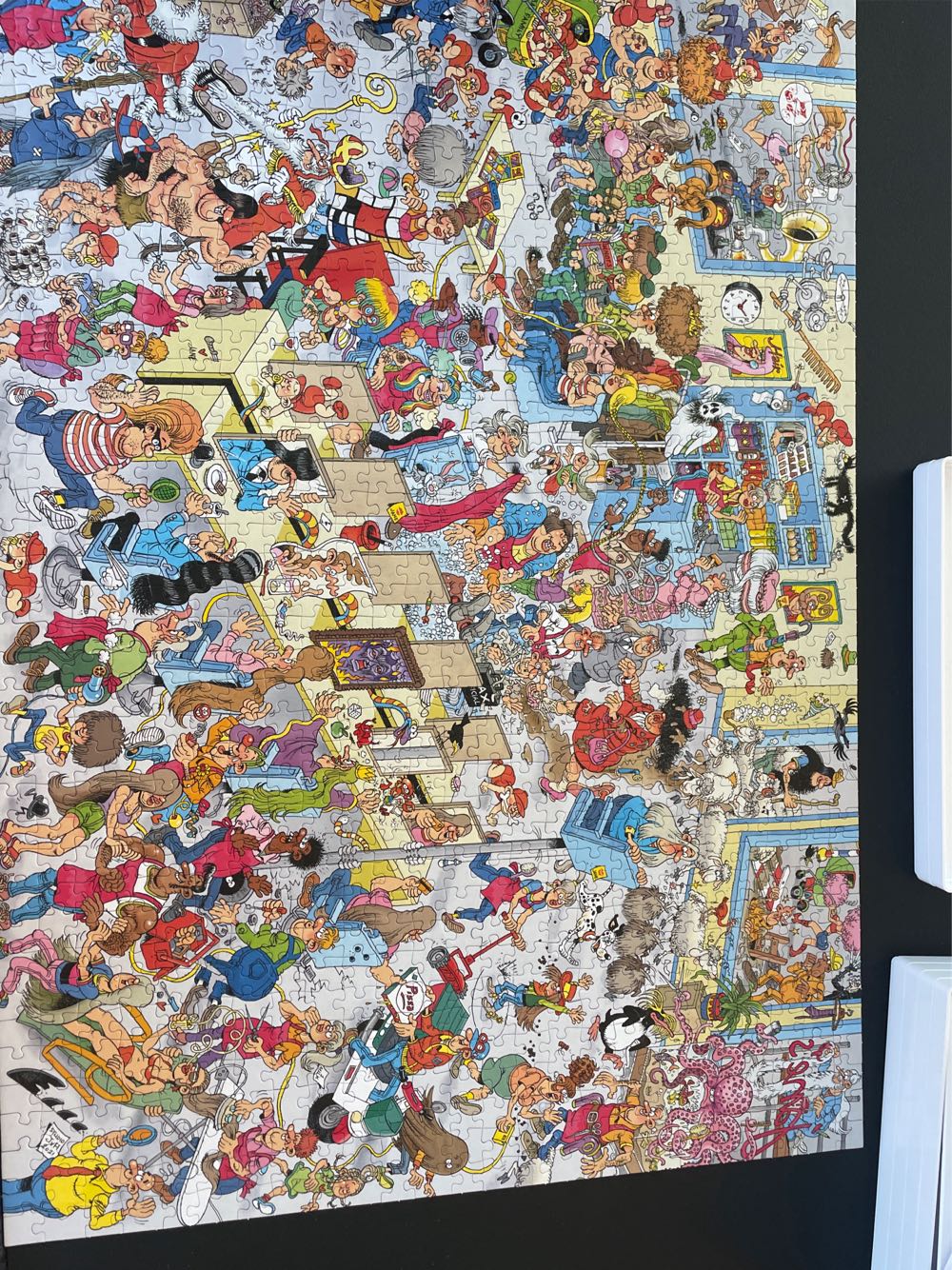 At The Hairdresser - Jumbo puzzle collectible [Barcode 8710126200704] - Main Image 4