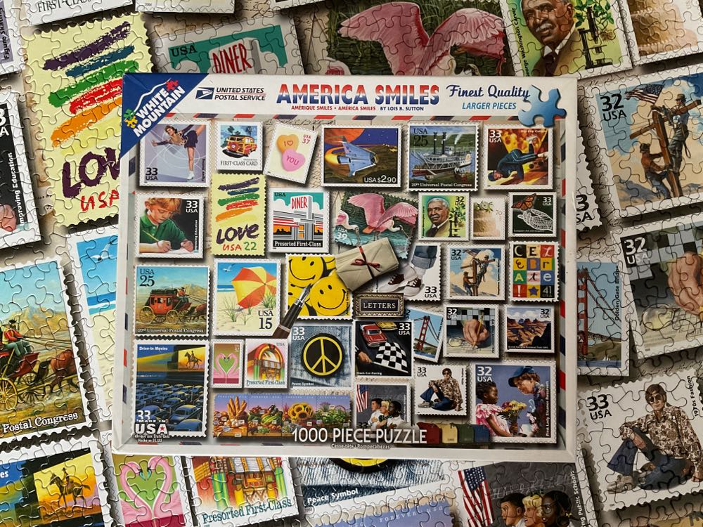 America Smiles ✅ SOLD - White Mountain puzzle collectible - Main Image 4