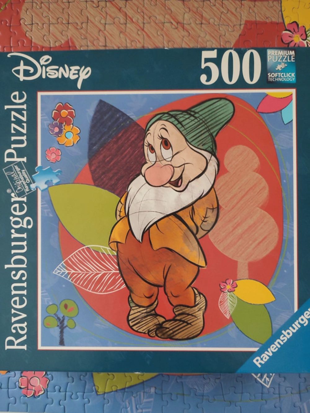 Disney Dwarfs Bashful🟦 - Ravensburger puzzle collectible [Barcode 4005556152407] - Main Image 4