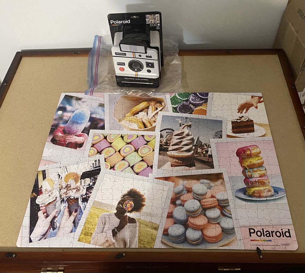 Sweet Tooth - Spin Master puzzle collectible [Barcode 778988408780] - Main Image 3