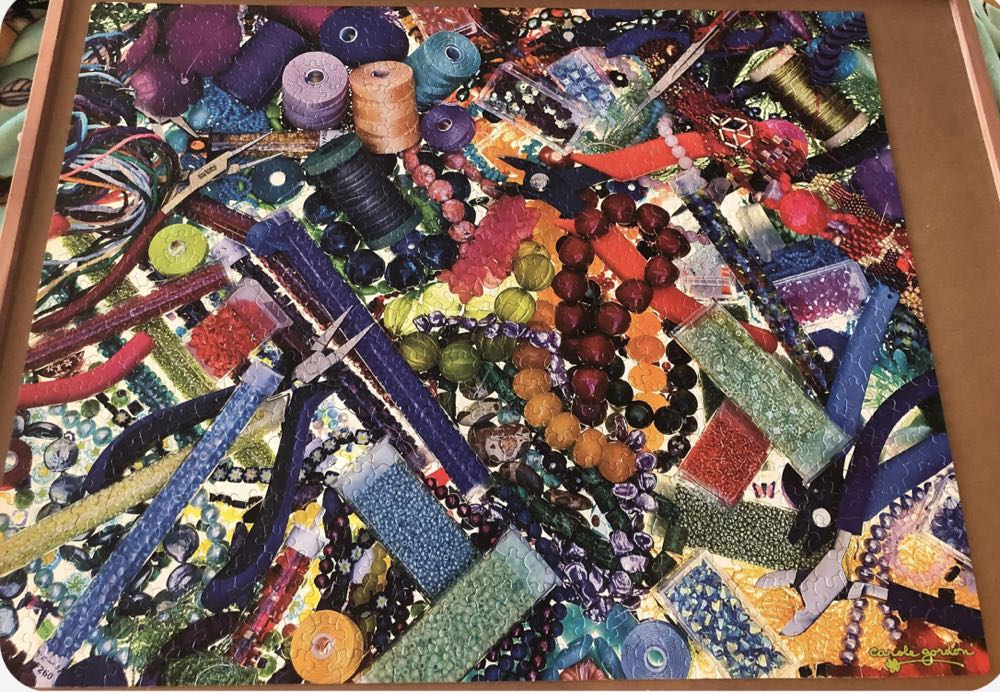 ZZ - Beading Bliss (SUPER UNICORN TRAVELER) - White Mountain Puzzles puzzle collectible [Barcode 724819254231] - Main Image 3