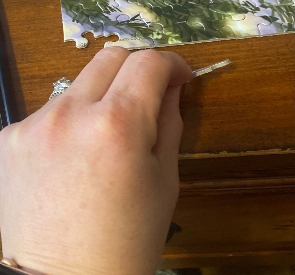 Santa’s Village - Springbok puzzle collectible [Barcode 091683015559] - Main Image 3