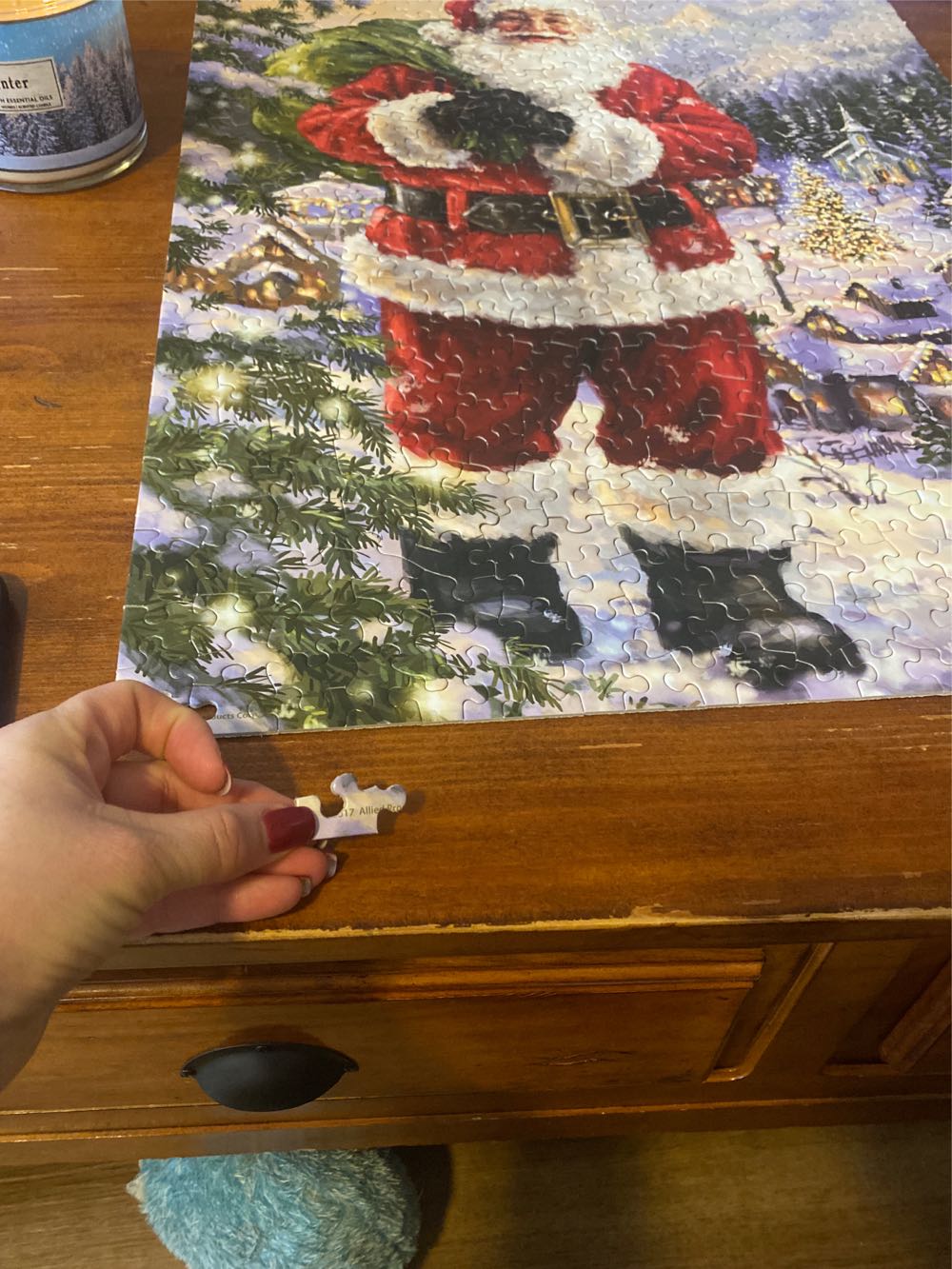 Santa’s Village - Springbok puzzle collectible [Barcode 091683015559] - Main Image 4