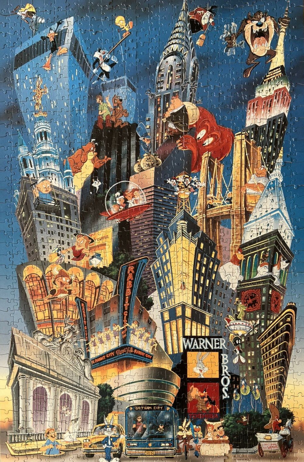 Looney Tunes New York Mural - New York Puzzle Company puzzle collectible - Main Image 3