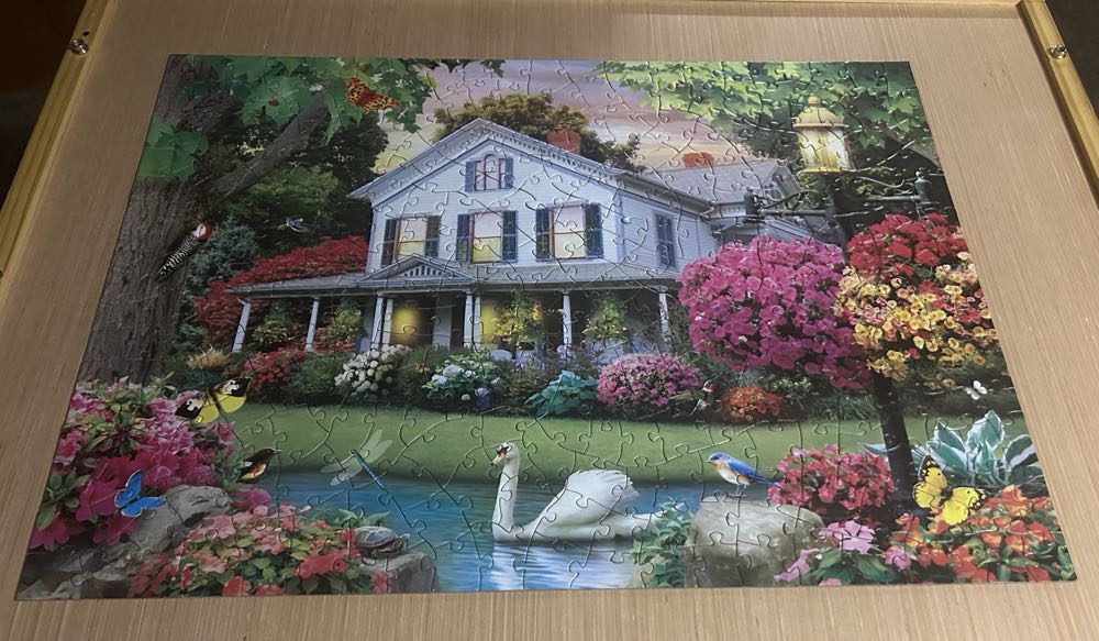 Twilight Flight - SOLD - Master Pieces puzzle collectible [Barcode 705988322358] - Main Image 3